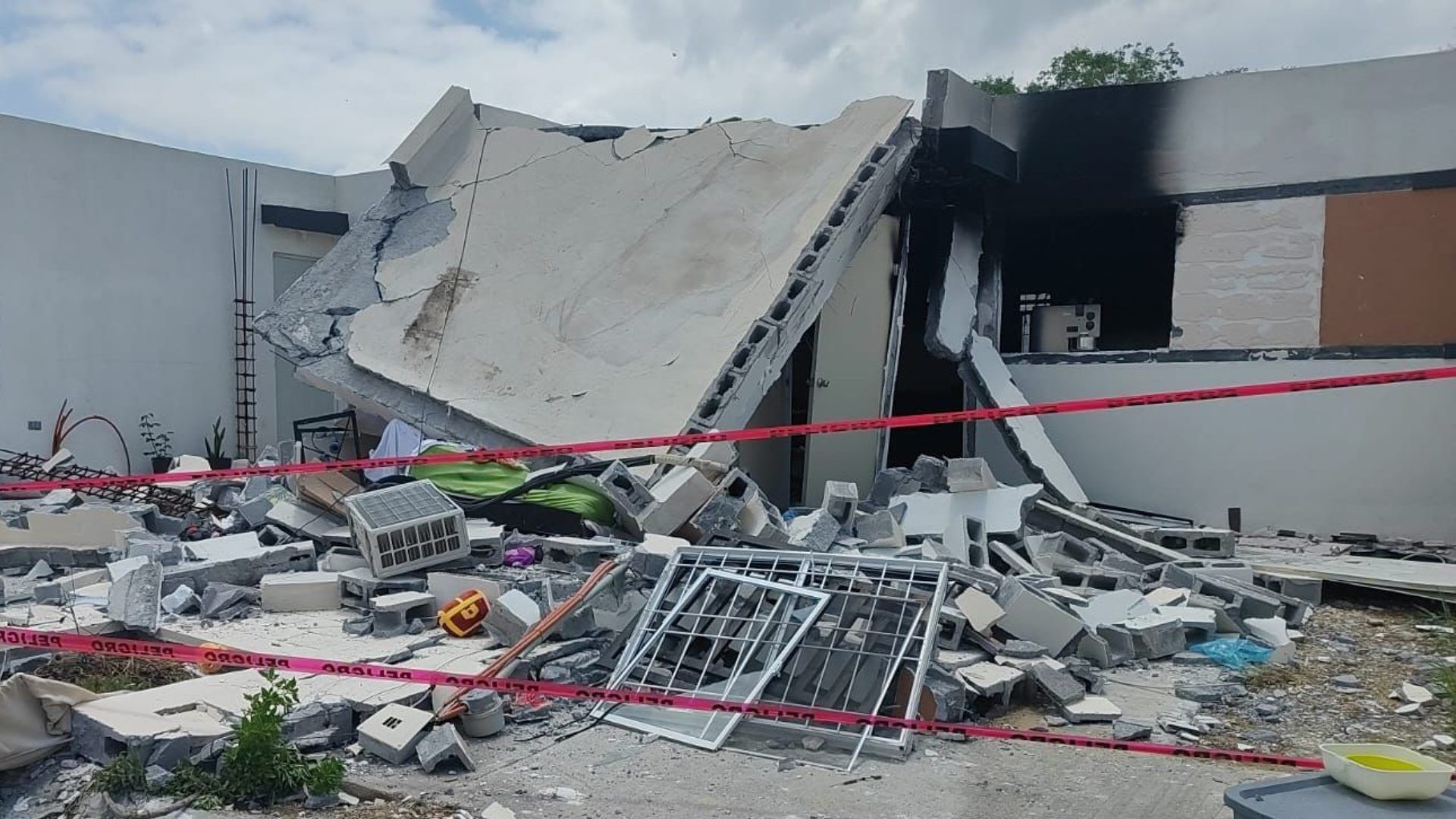 Explosión casa Cadereyta